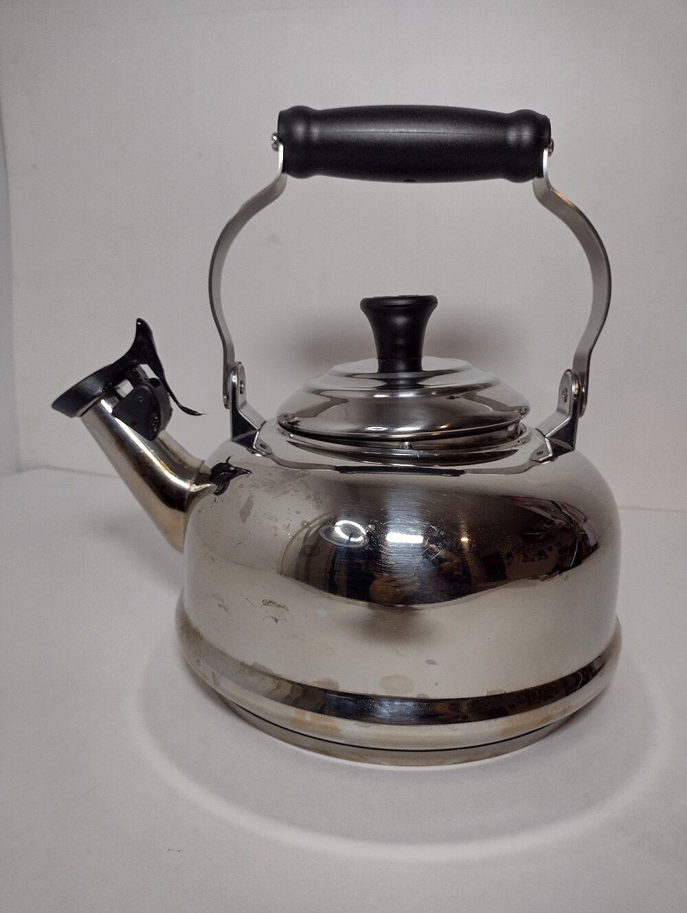 Le Creuset Stainless Steel Kettle with Black Handle and Whistle